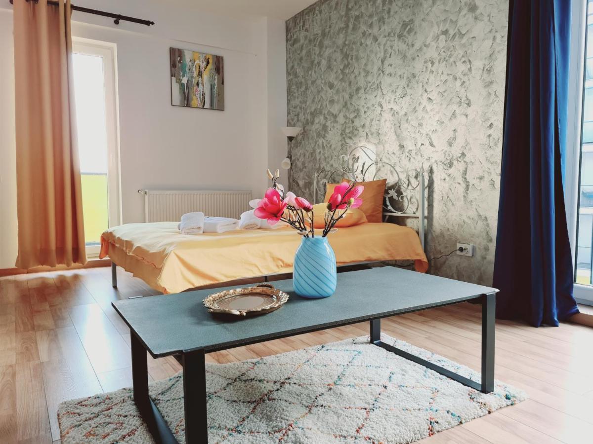 Ultracentral 5* Boutique Hotel Style Apartment. Brand New. 2 Rooms. Spacious. Free Parking Kluž Exteriér fotografie