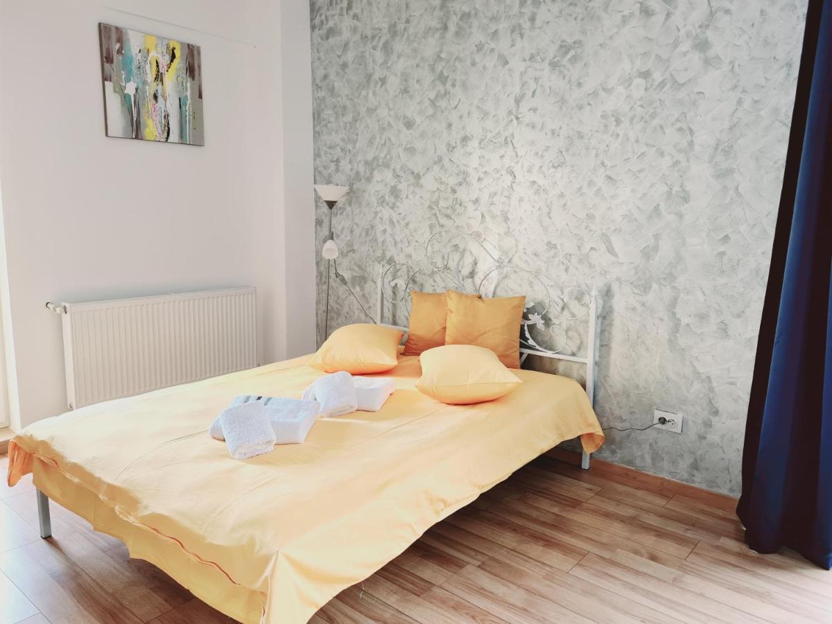 Ultracentral 5* Boutique Hotel Style Apartment. Brand New. 2 Rooms. Spacious. Free Parking Kluž Exteriér fotografie