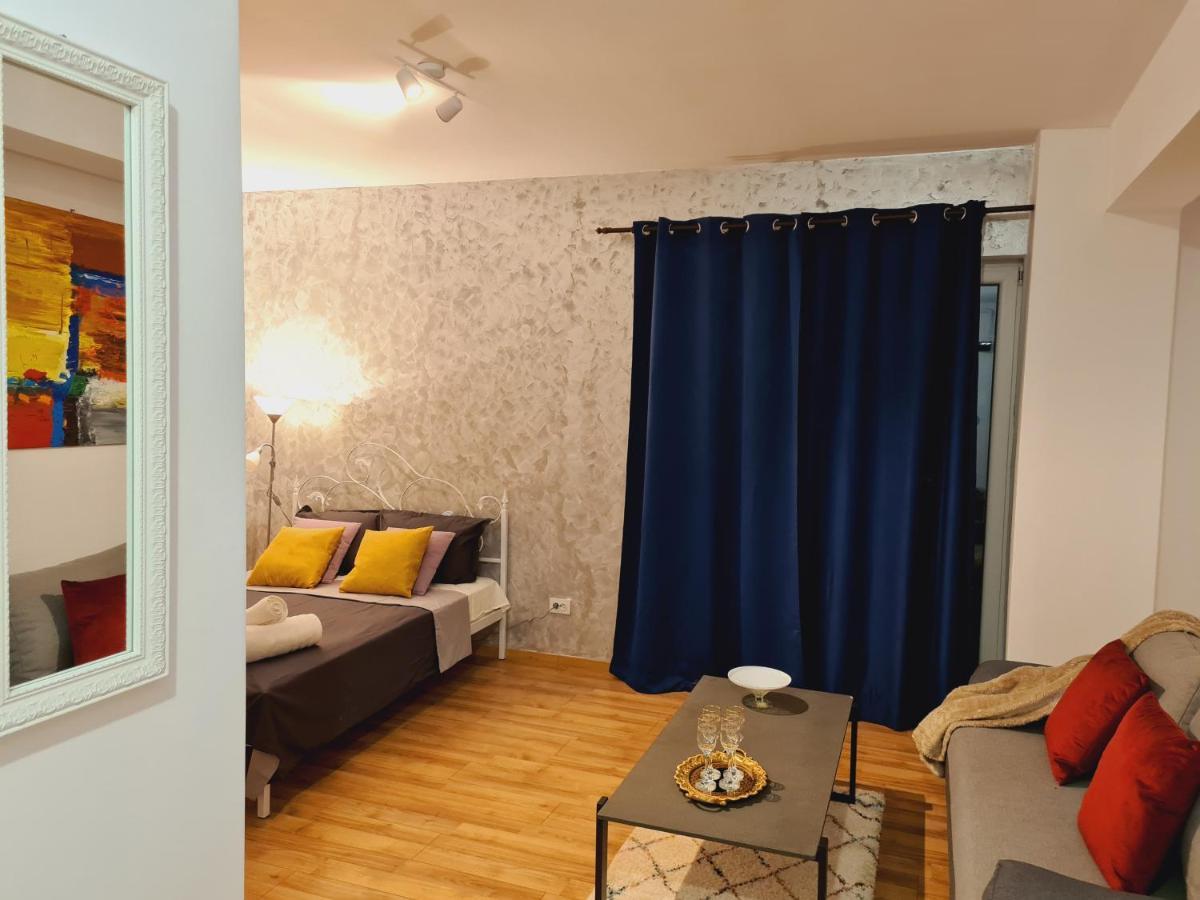Ultracentral 5* Boutique Hotel Style Apartment. Brand New. 2 Rooms. Spacious. Free Parking Kluž Exteriér fotografie